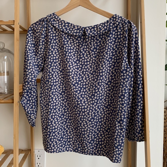 Cute pattern blouse - Picture 7 of 8
